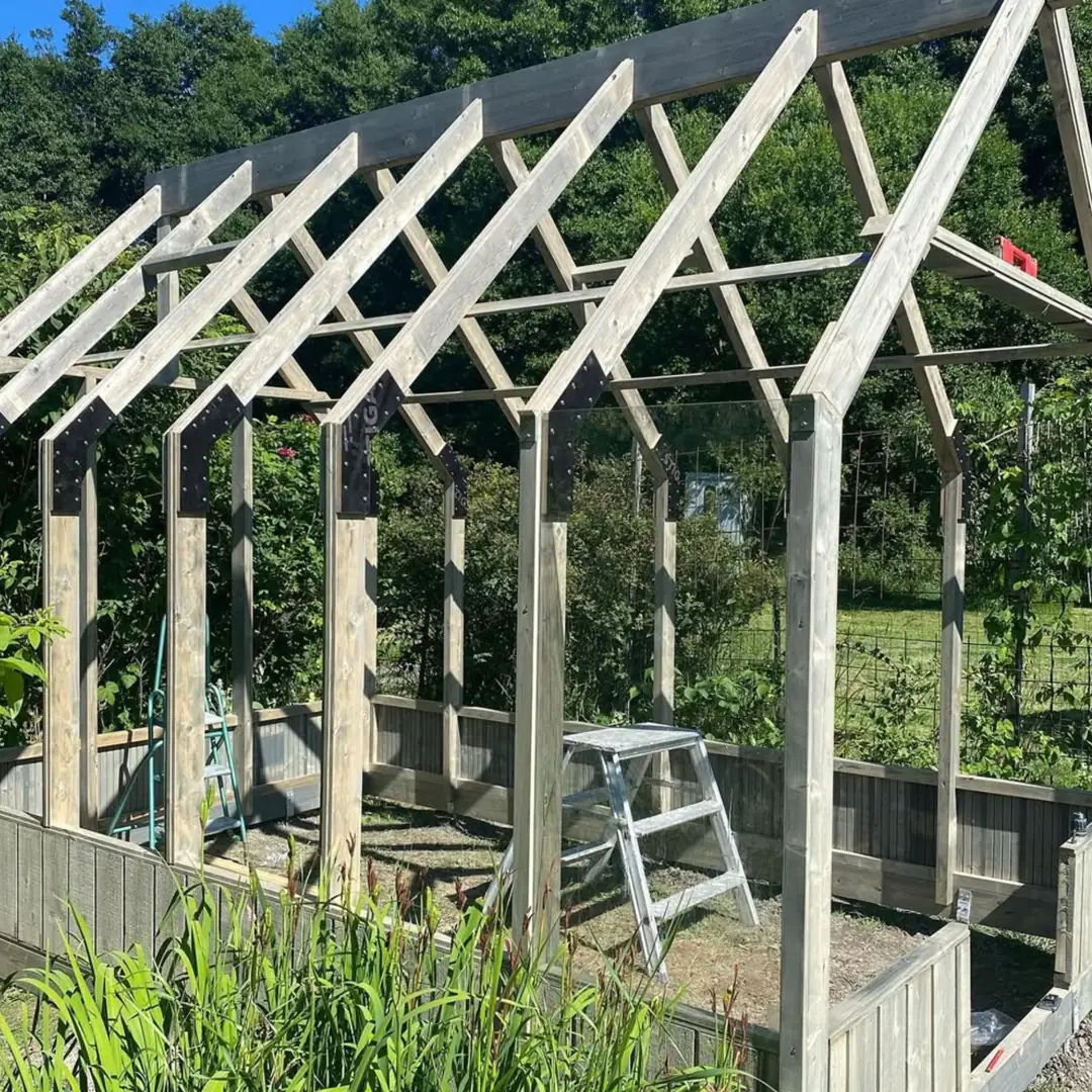 YourGreenhouses Nordwood Arrow Greenhouse