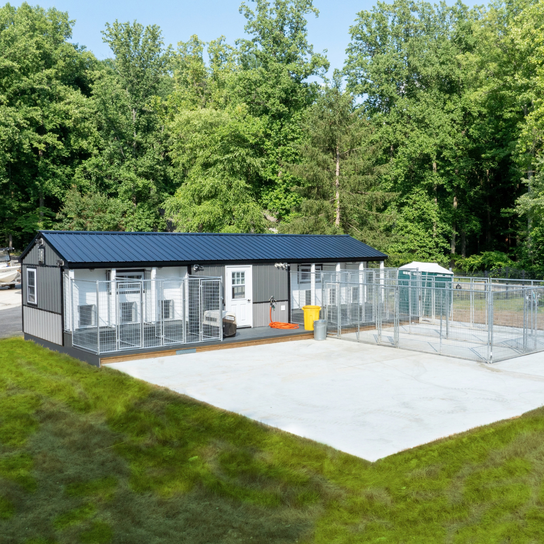 Bird in Hand 14×40 7-Run Commercial Kennel
