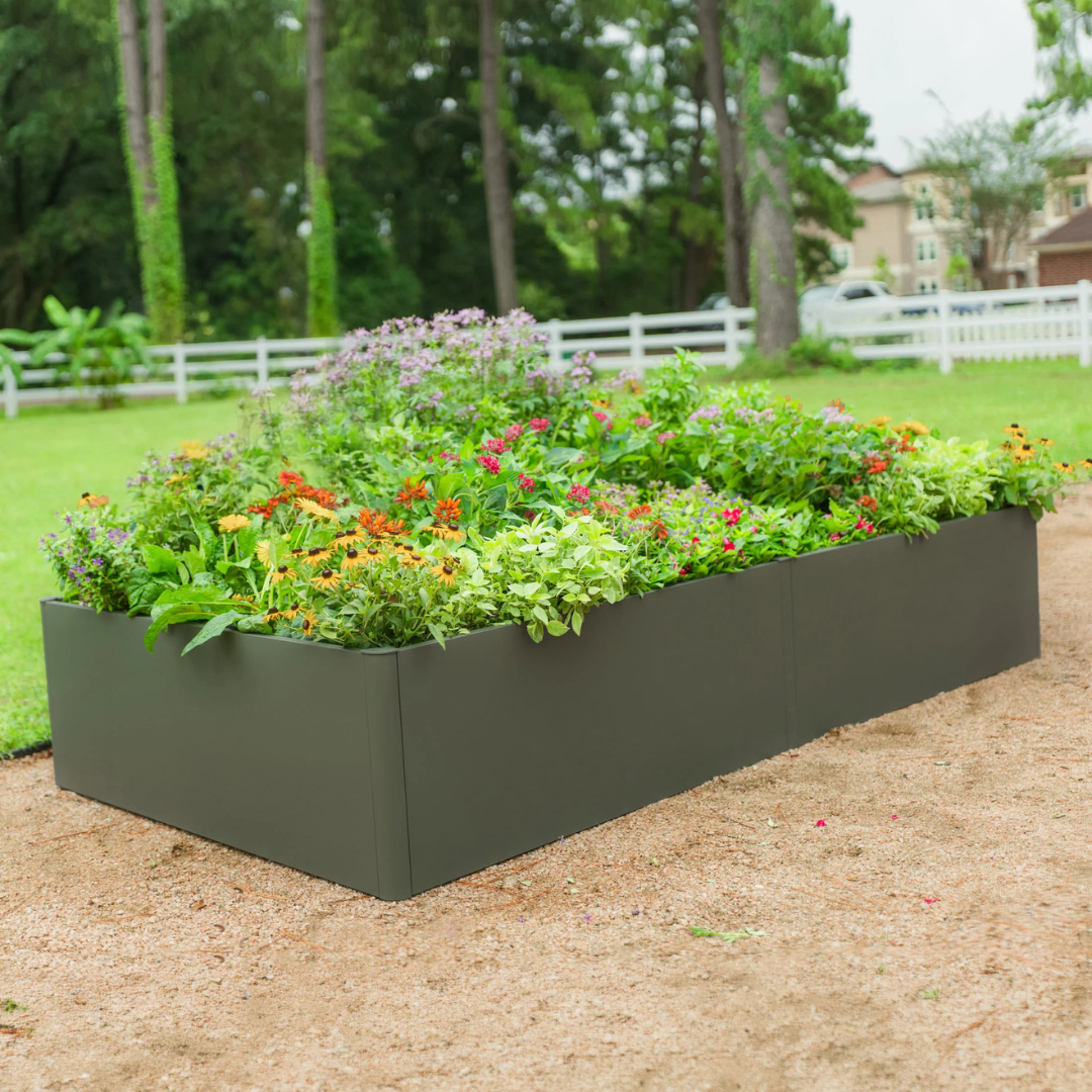 Vego 17" Tall Modern 4' x 8' Metal Raised Garden Bed