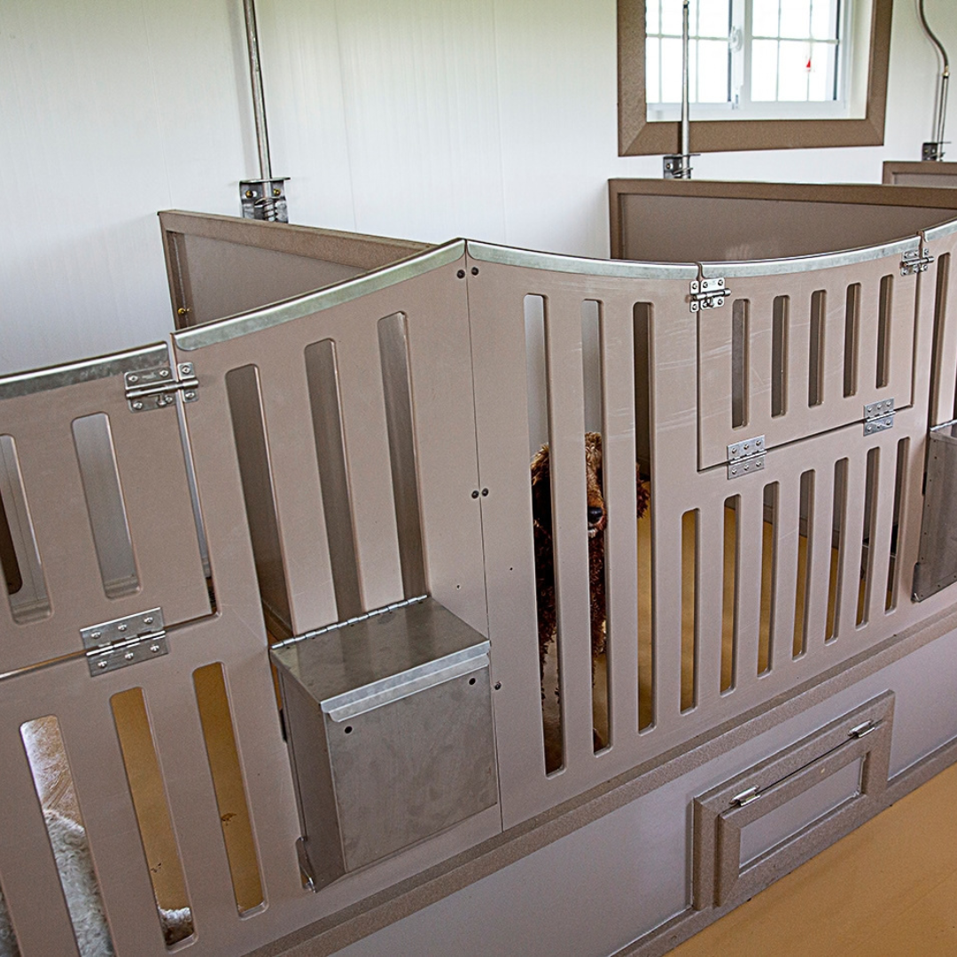 Bierd in Hand 14×28 7-Run Commercial Kennel