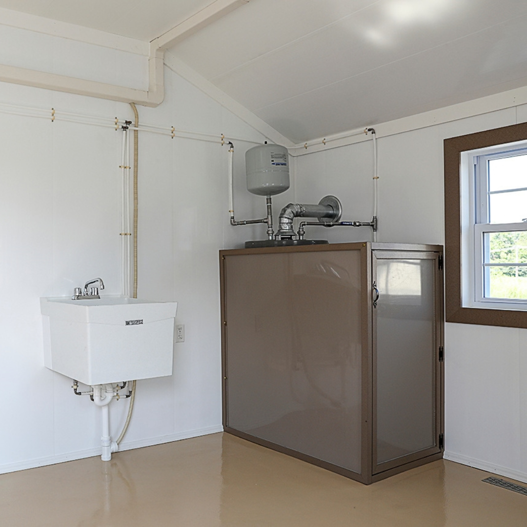 Bird in Hand 14×30 5-Run Commercial Kennel With Lobby