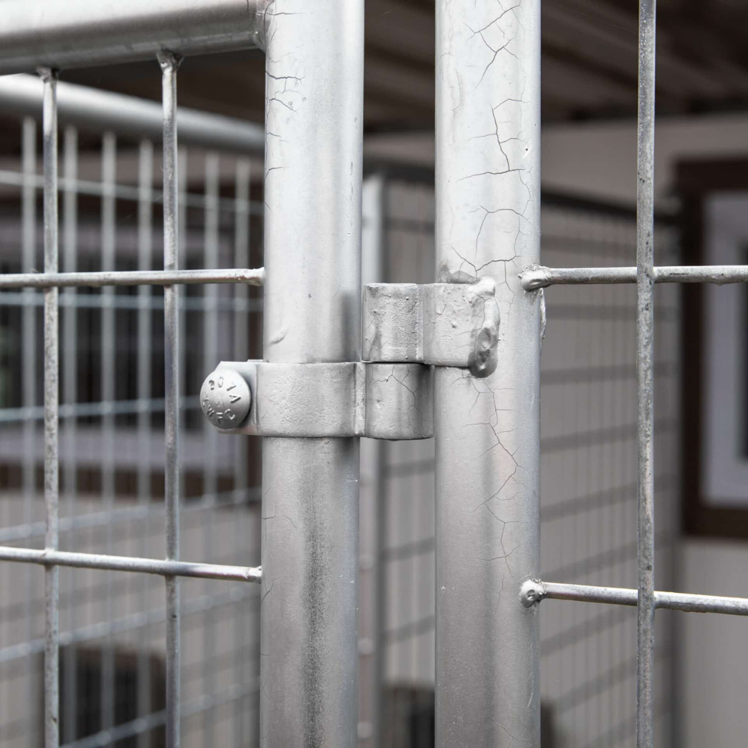 Bird in Hand 2″ x 4″ Welded Wire Dog Kennel Panels 2 Feet high