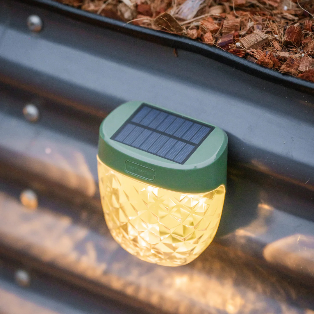 Vego Diamond Garden Solar Light - Classic Mount