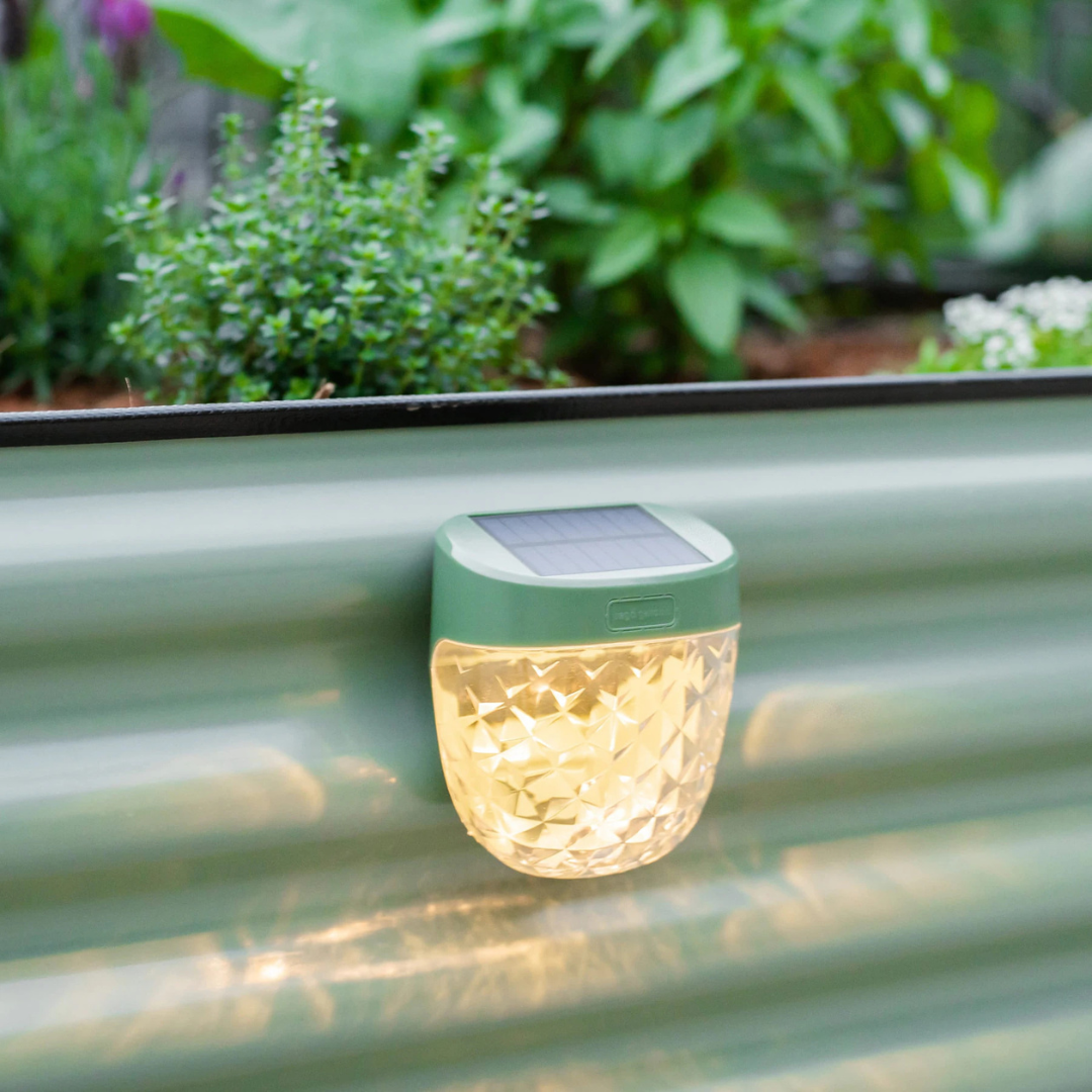 Vego Diamond Garden Solar Light - Classic Mount