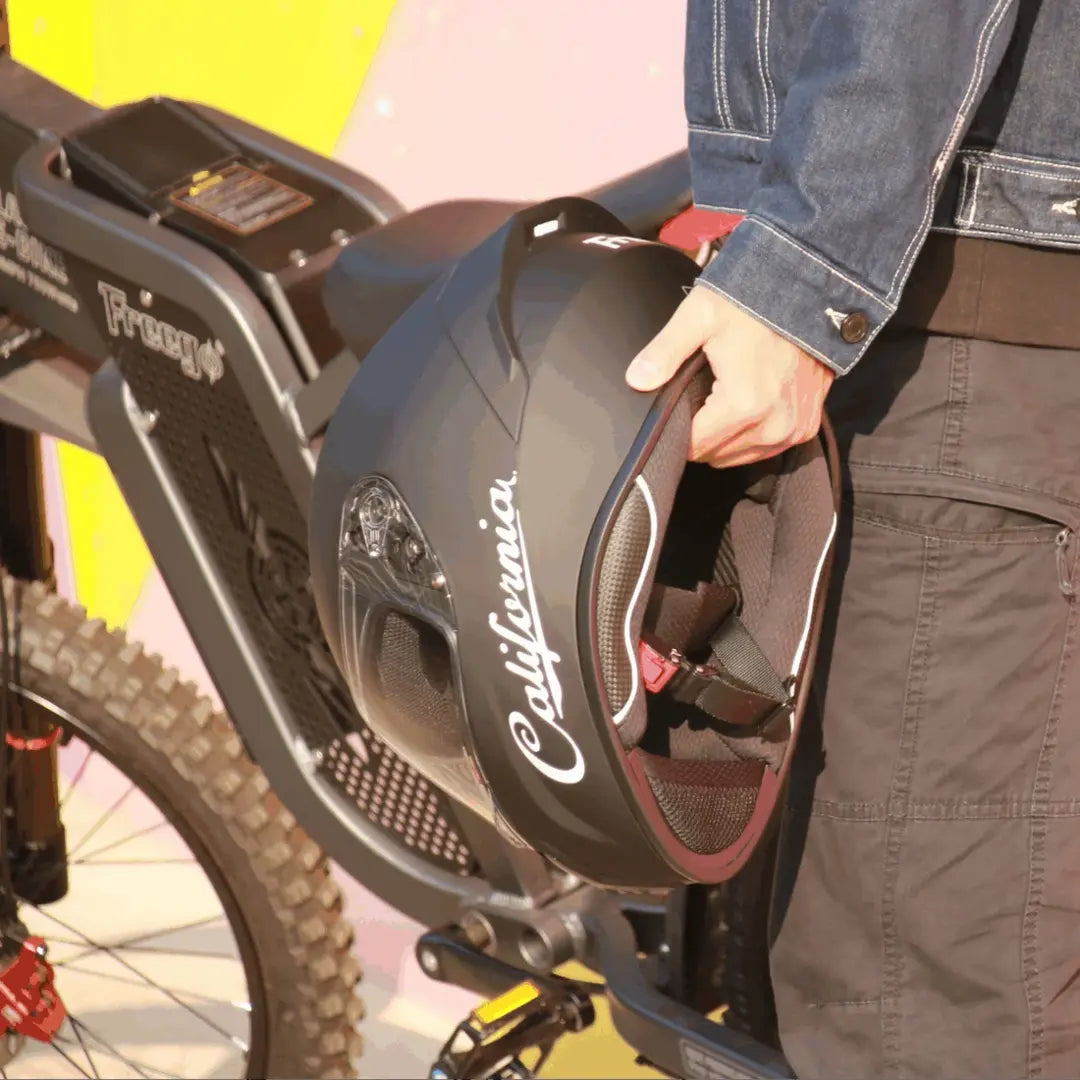 Freego Custom AeroFlow Full-Face Helmet – DOT Certified